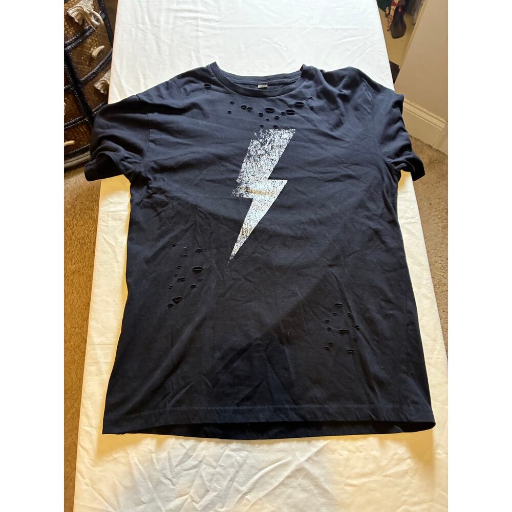 Black Distressed Lightning Bolt Graphic T Shirt Size Large Rocker Grunge Tee